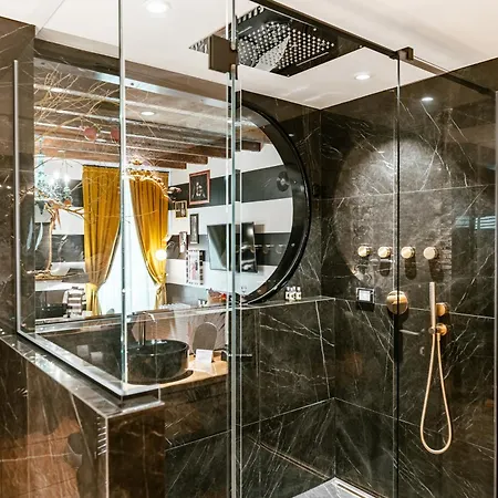 بيت ضيافة Aurum - Luxury 4*