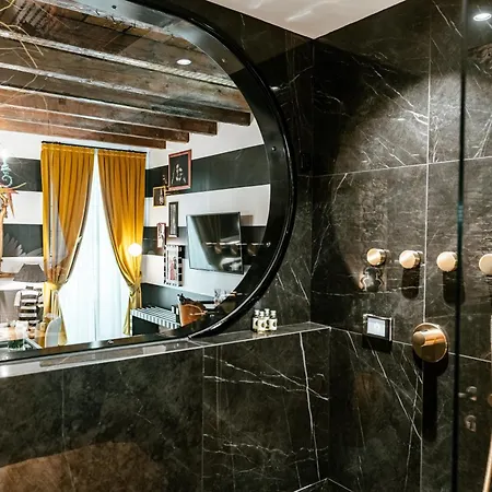 Aurum - Luxury Guest house Como