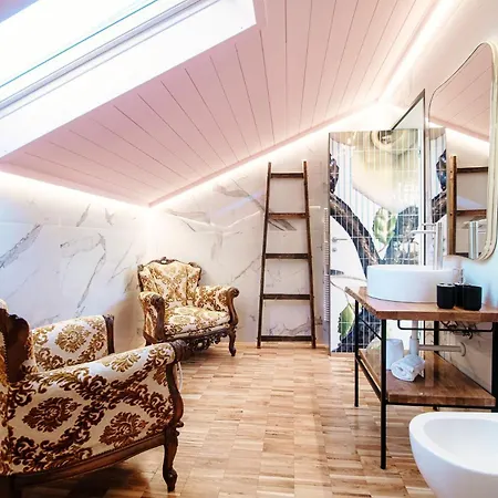 Aurum - Luxury Guest house *