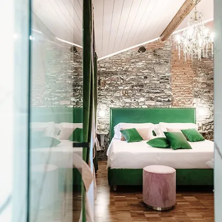 Aurum - Luxury كومو