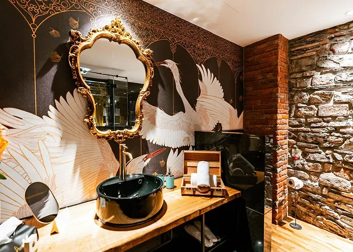 Aurum - Luxury Guest house 4*