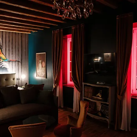 ゲストハウス Aurum - Luxury コモ